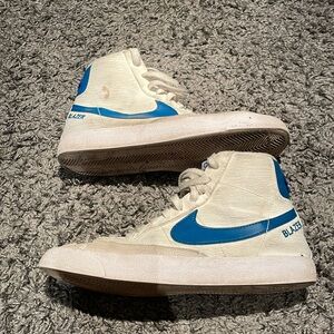 Nike blazer mid athletic club